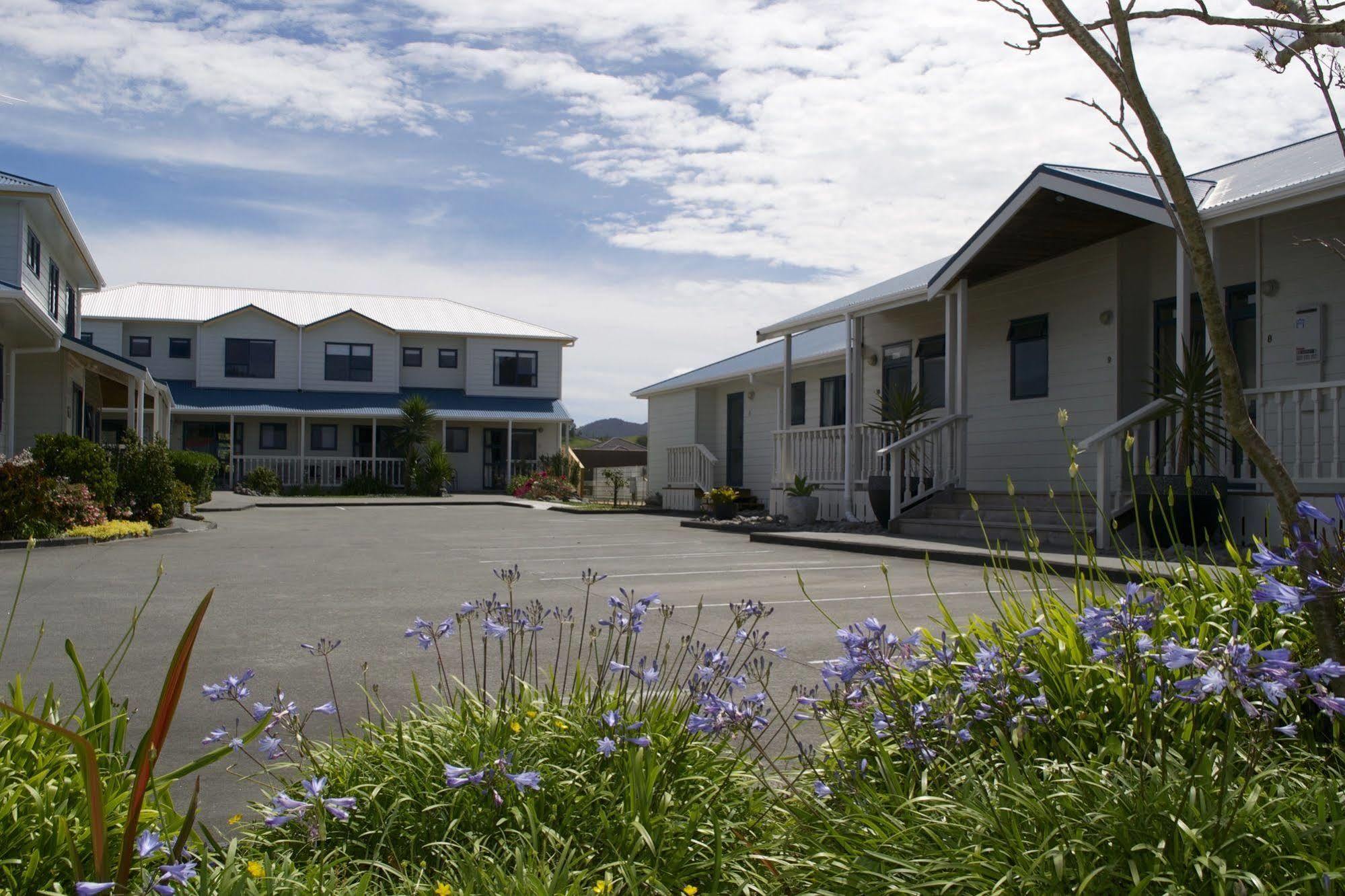 Matakana Motel Exterior photo
